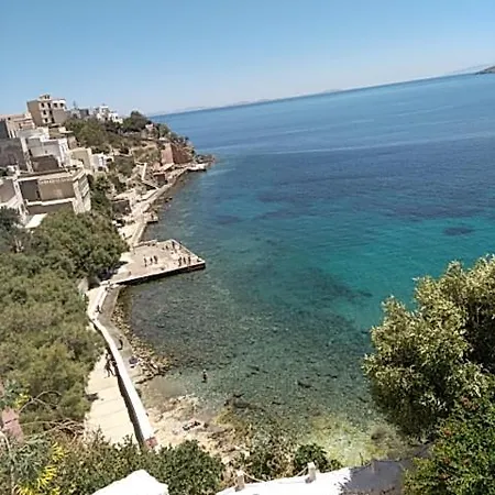 Hermes Penthouse Apartment *